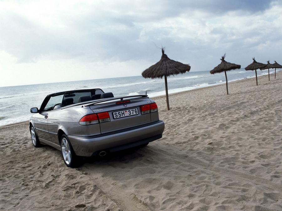  Saab 9-3 Aero Convertible 1999 года  (фото 24 из 43)
